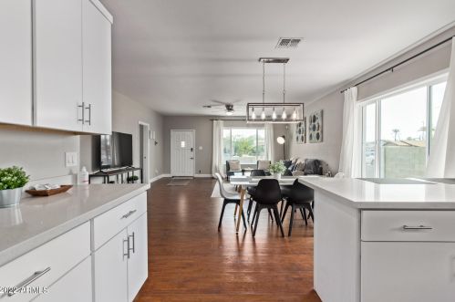 406 12th St, Phoenix AZ  85006-3405 exterior