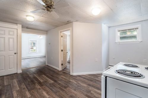 61 Estabrook St, Royalston MA 01331-3516 exterior