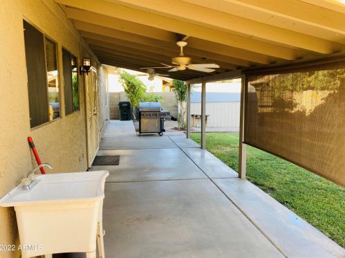 2710 87 Ave, Phoenix AZ 85037-2427 exterior