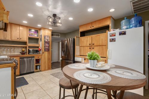 18824 30th St, Phoenix AZ  85050-3412 exterior