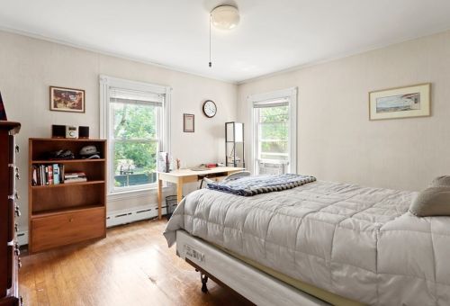 323 Nevada St, Newton MA 02460-1466 exterior