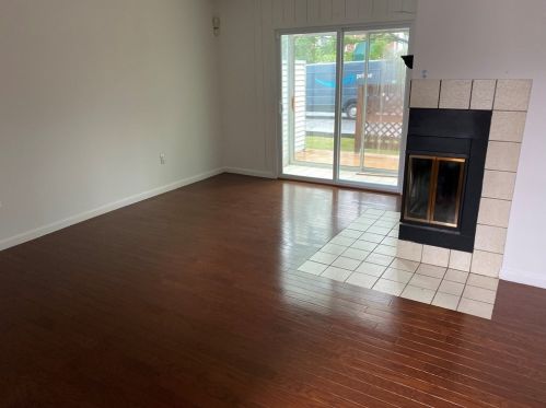 120 Tall Oaks Dr, Weymouth, MA 02190-3565