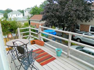 21 Pine St, Newton MA  02465-1416 exterior