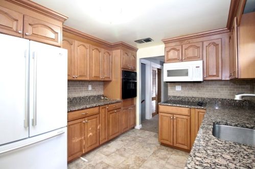 29 Mason St, Weymouth, MA 02190-1119