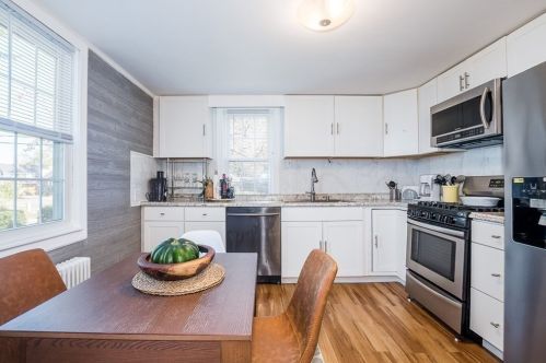 251 Sandwich St, Plymouth MA 02360-2132 exterior