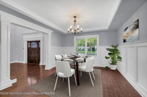 56 Rivers Edge Dr, Little Silver NJ 07739-1706 exterior