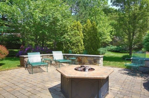 54 Clubhouse Dr, Hingham MA 02043-4880 exterior