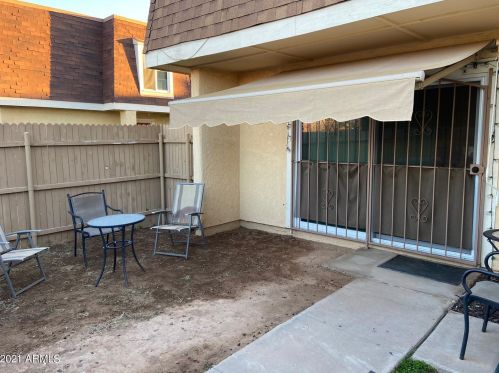 8413 34th Ave, Phoenix AZ 85053-2909 exterior