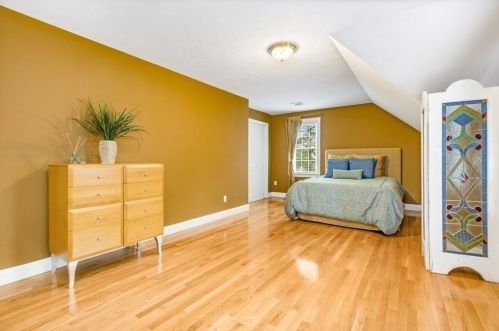 91 Maple Spg Rd, Wareham MA 02571-1202 exterior