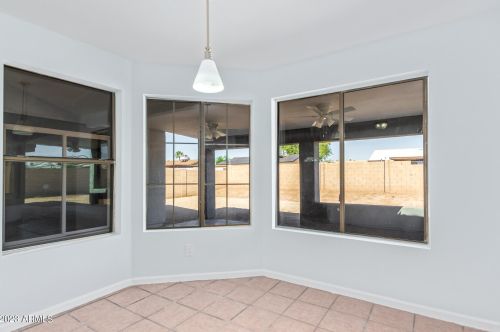 6802 Cambridge Ave, Phoenix AZ 85008-1216 exterior