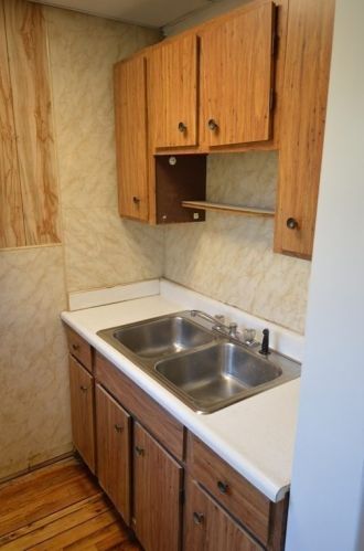 4 Maxwell Ct, Worcester MA 01607-1016 exterior