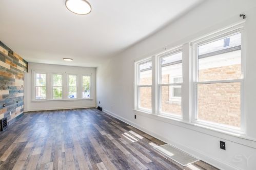 2642 Kenilworth Ave, Forest View IL 60402-2211 exterior