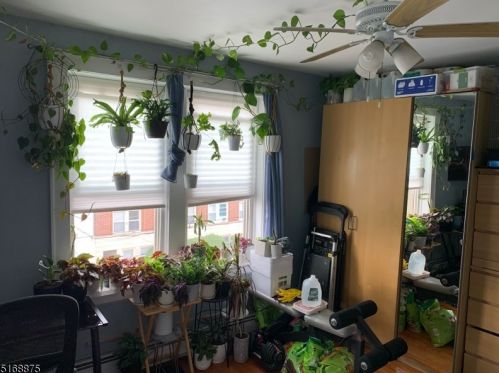 203 Davis Ave, Kearny NJ  07032-3470 exterior