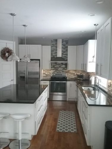 465 Montgomery Rd, Montgomery MA 01085-1061 exterior