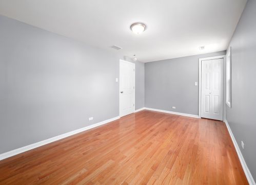 3713 Oak Park Ave, Forest View IL 60402-3902 exterior