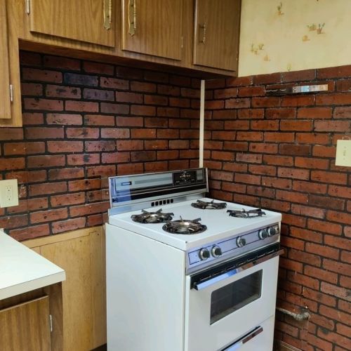 1210 Globe St, Fall River MA 02724-1387 exterior