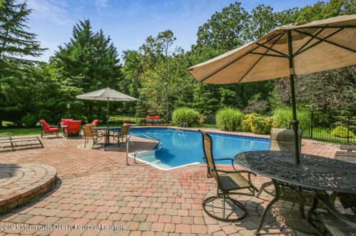 22 Palamino Dr, Jackson Twp NJ  08527-1382 exterior