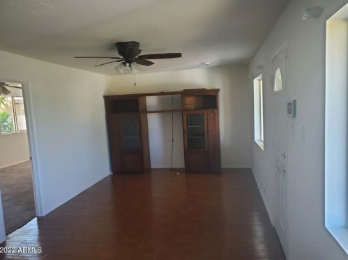 819 Apollo Rd, Phoenix AZ  85042-4341 exterior