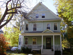 136 Dickerman Rd, Newton, MA 02461-1304