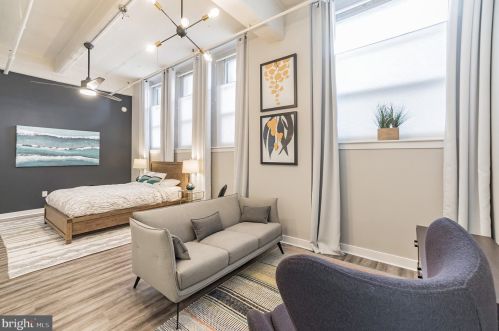 1238 Callowhill St, Philadelphia, PA 19123-3604