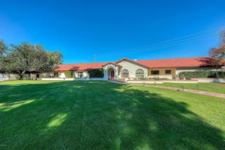 4712 41 Pl, Phoenix AZ  85042-7324 exterior