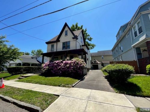 76 Bennett Ave, Kearny, NJ 07032-3107