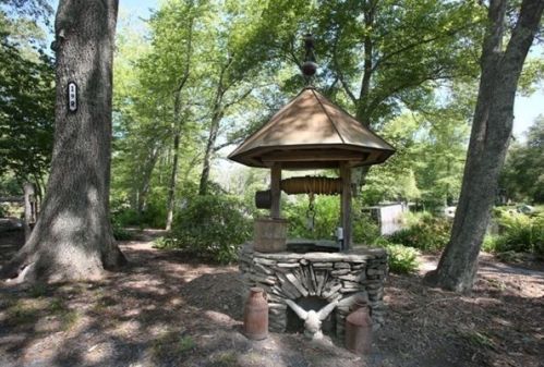 17 Guide Board Rd, Plymouth MA 02360 exterior