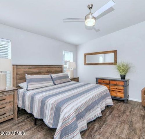 42330 3 St, Phoenix AZ 85086-7401 exterior