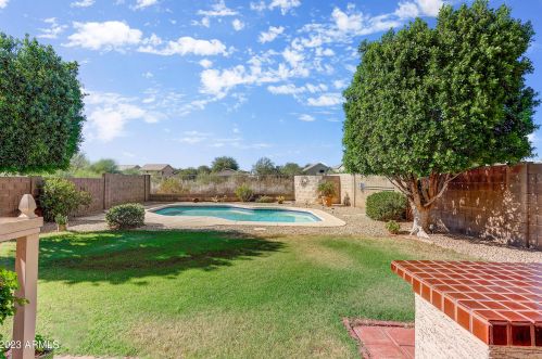 26418 43rd Pl, Phoenix, AZ 85050-8916