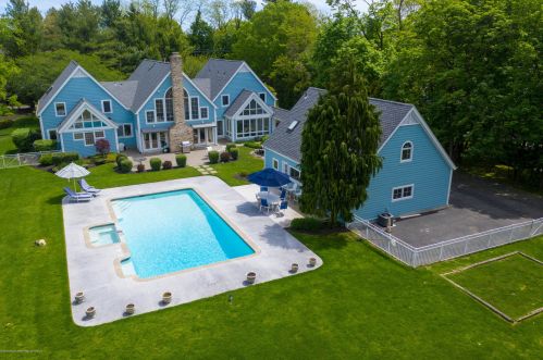 125 Bridges Rd, Little Silver NJ 07739-1634 exterior