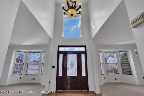 111 Picadilly Dr, Jackson Twp NJ  08527-1290 exterior