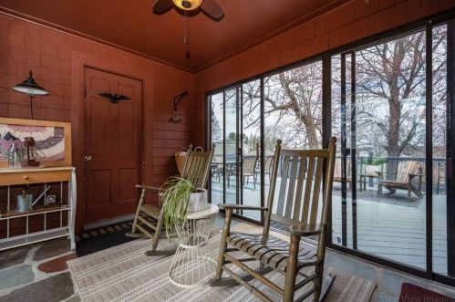 48 Housatonic St, Worcester MA 01606-1617 exterior