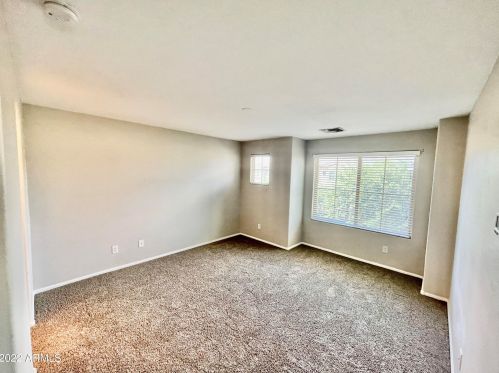 2051 77th Ln, Phoenix AZ  85035-5123 exterior