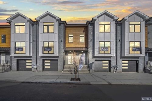 199 Tappan St, Kearny NJ  07032-3908 exterior