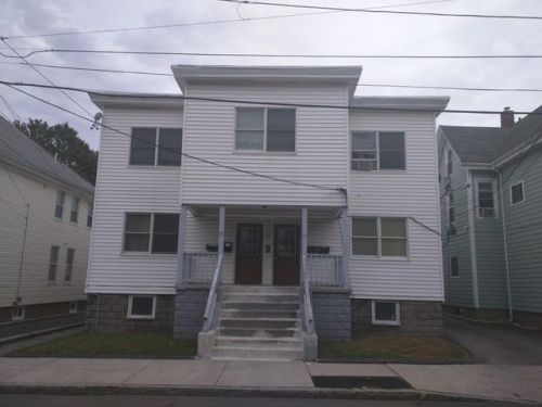 55 Irving St, Everett, MA 02149-4825