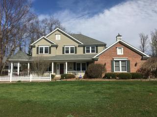 3627 Parsons Pond Cir, Cleveland, OH 44145-3766