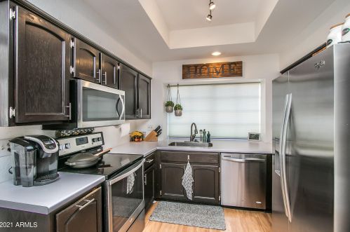 19040 32nd Way, Phoenix AZ  85050-2657 exterior