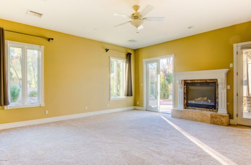 8116 3rd Ave, Phoenix AZ 85086-7203 exterior