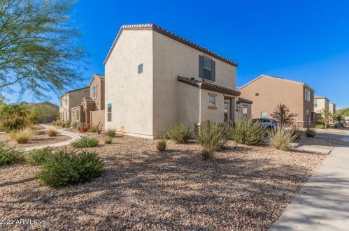 3930 79th Ln, Phoenix AZ  85043 exterior