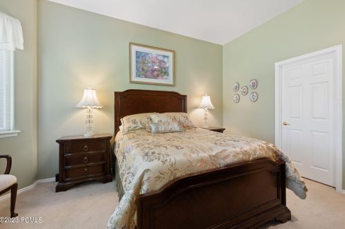 1729 Silver Spg, Park City UT 84098-6033 exterior