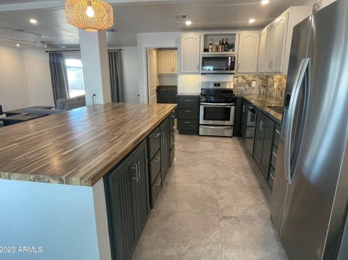 3843 49 Pl, Phoenix AZ 85018-4458 exterior