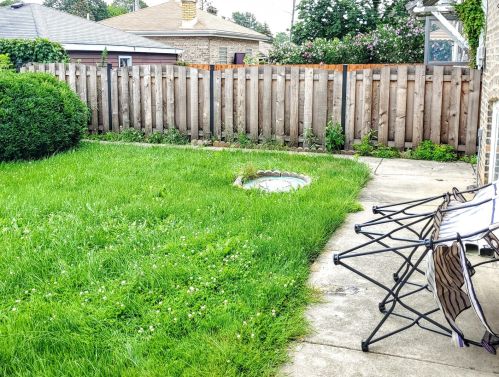 2439 Oak Park Ave, Forest View IL 60402-2530 exterior