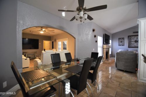 1932 Alta Vista Rd, Phoenix AZ 85041-5443 exterior