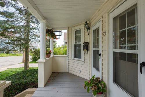 71 Cranch St, Quincy, MA 02169-1803