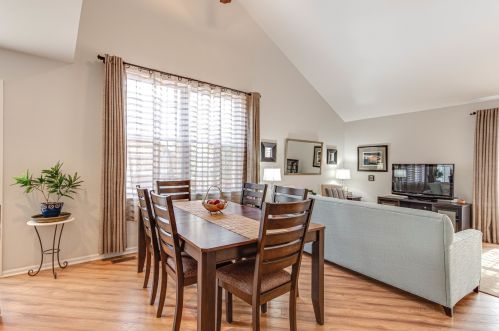 254 Paddington Ln, Lemont IL 60440-4533 exterior