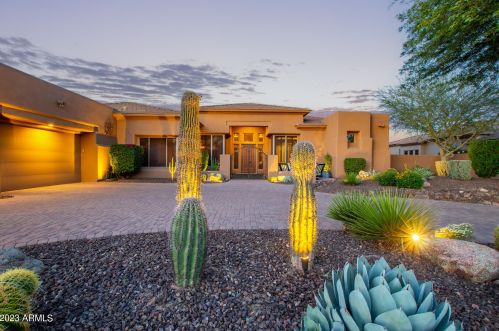 22843 54th St, Phoenix AZ  85054-7199 exterior