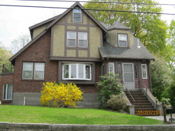 284 Mount Vernon St, Newton, MA 02465-2521