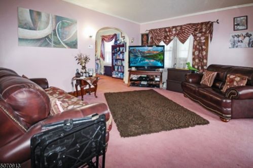 76 Columbus Ave, Belleville, NJ 07109-2066