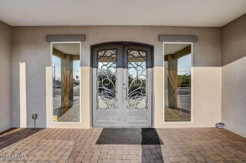 10435 40th St, Phoenix, AZ 85028-4043