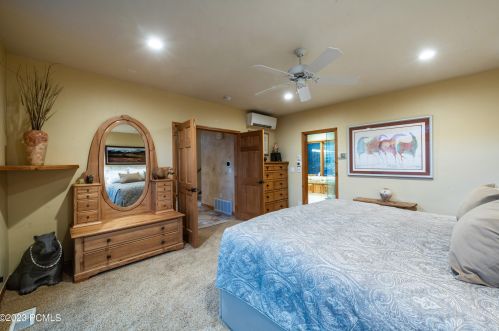 2068 Mahre Dr, Park City UT 84098-8508 exterior